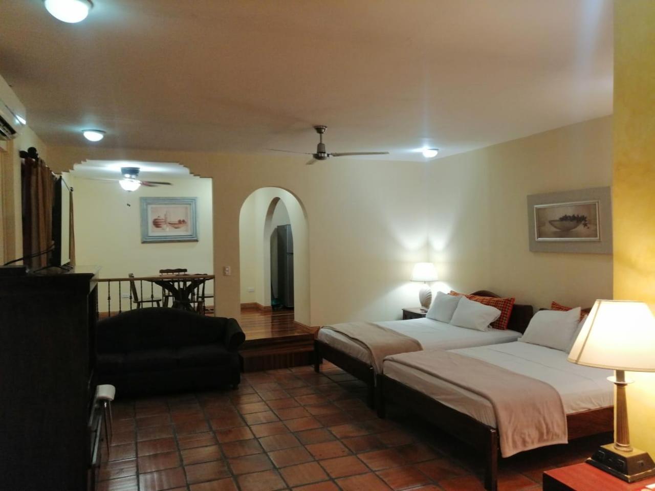 Apartotel Don Francisco San Jose  Luaran gambar