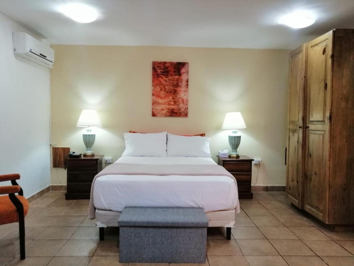 Apartotel Don Francisco San Jose  Luaran gambar