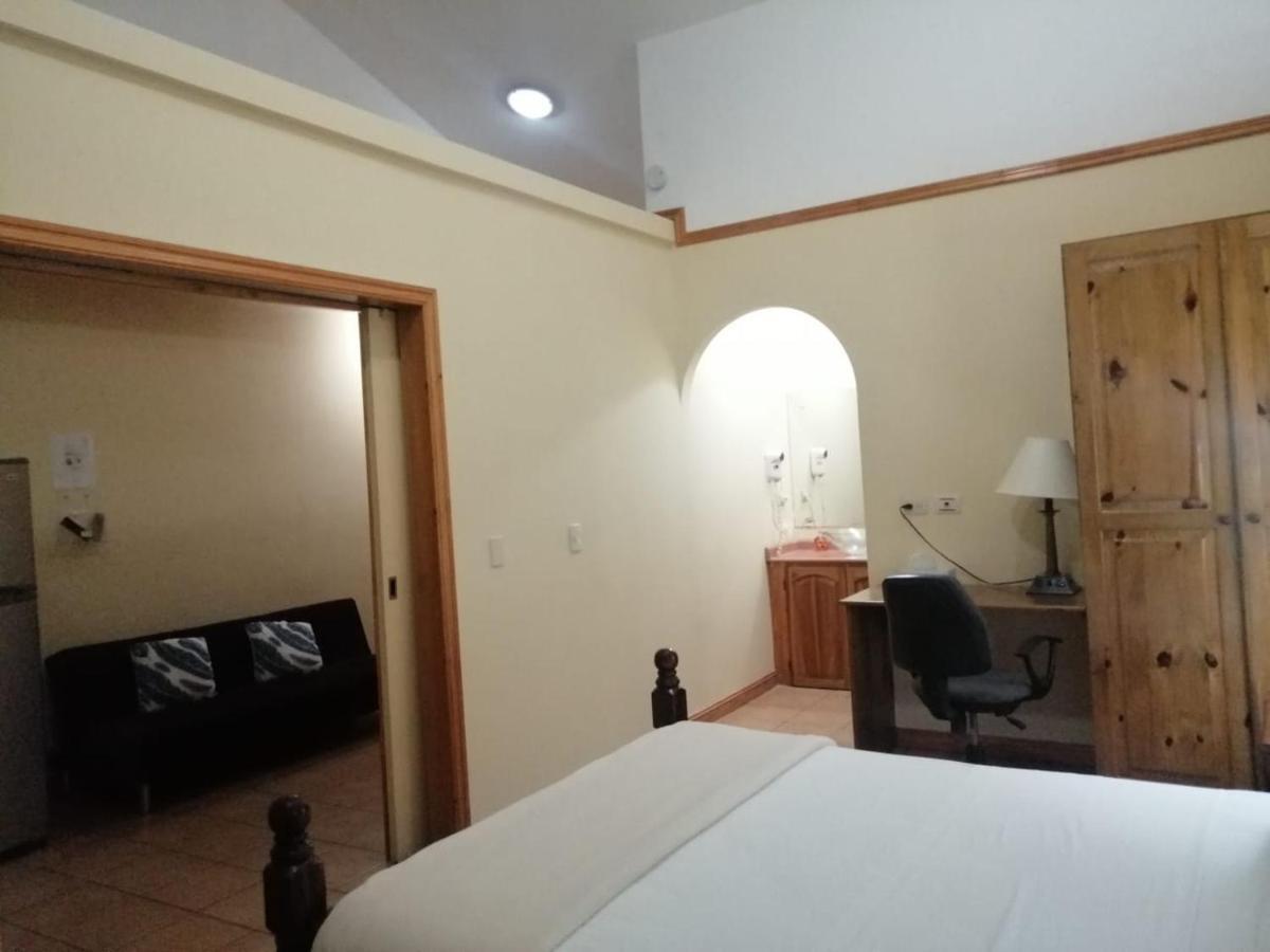 Apartotel Don Francisco San Jose  Luaran gambar