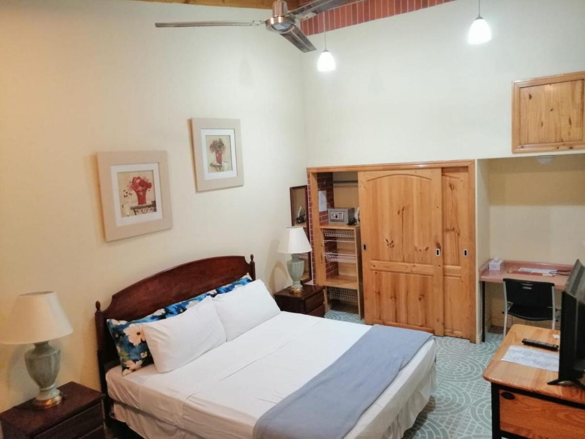 Apartotel Don Francisco San Jose  Luaran gambar